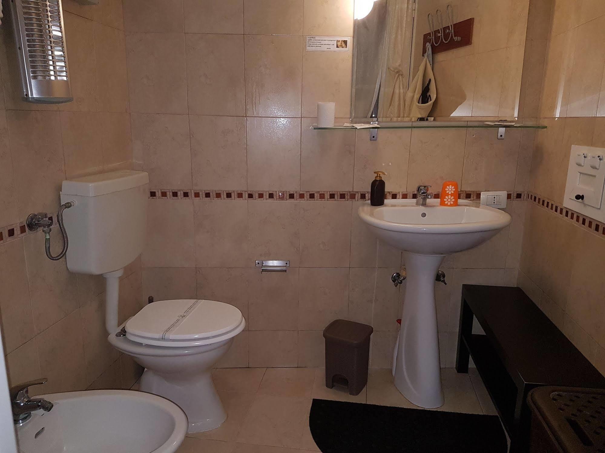 Bed & Breakfast Taras Таранто Екстер'єр фото